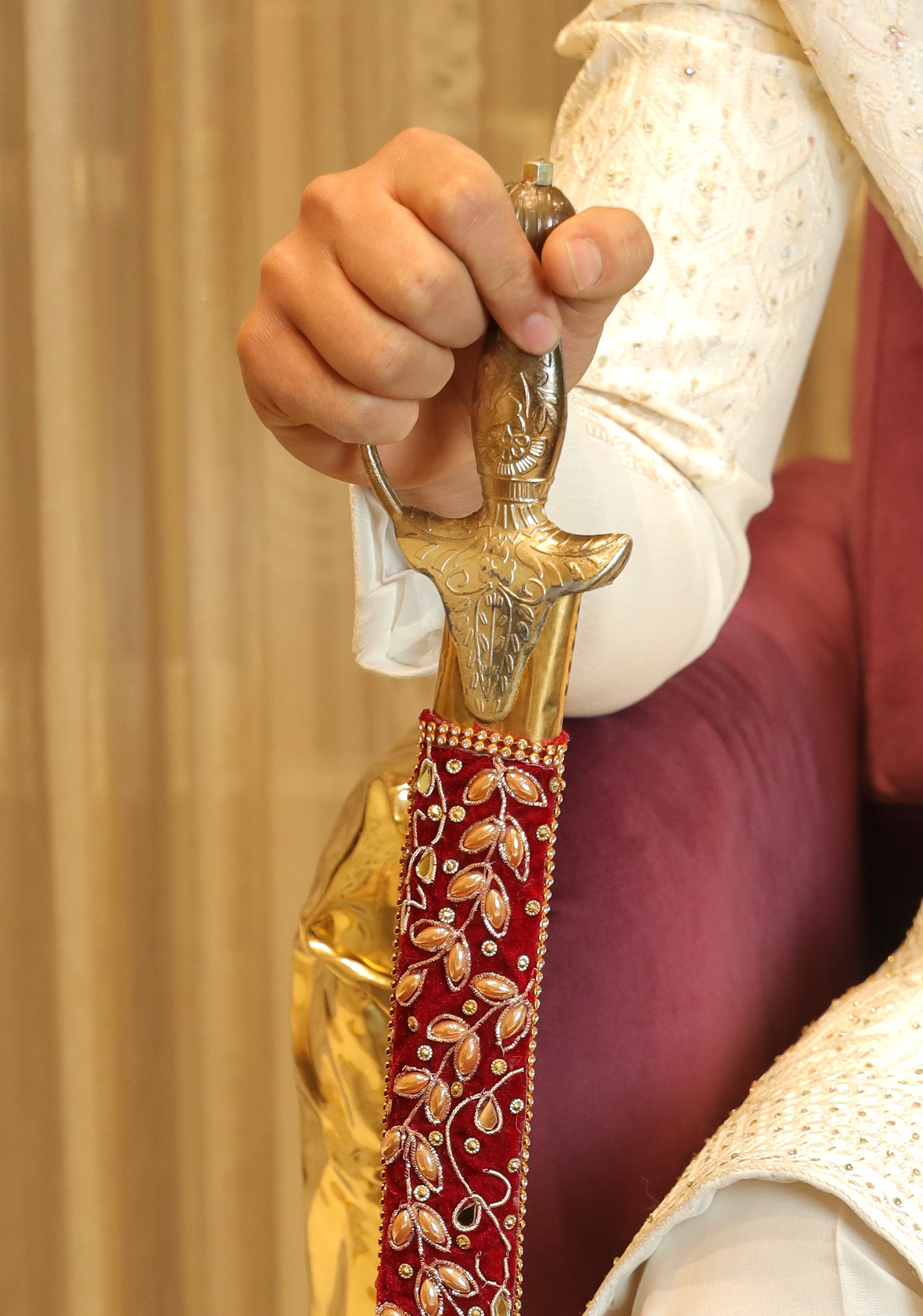 Dual-Tone Zardozi-Work Wedding Sword