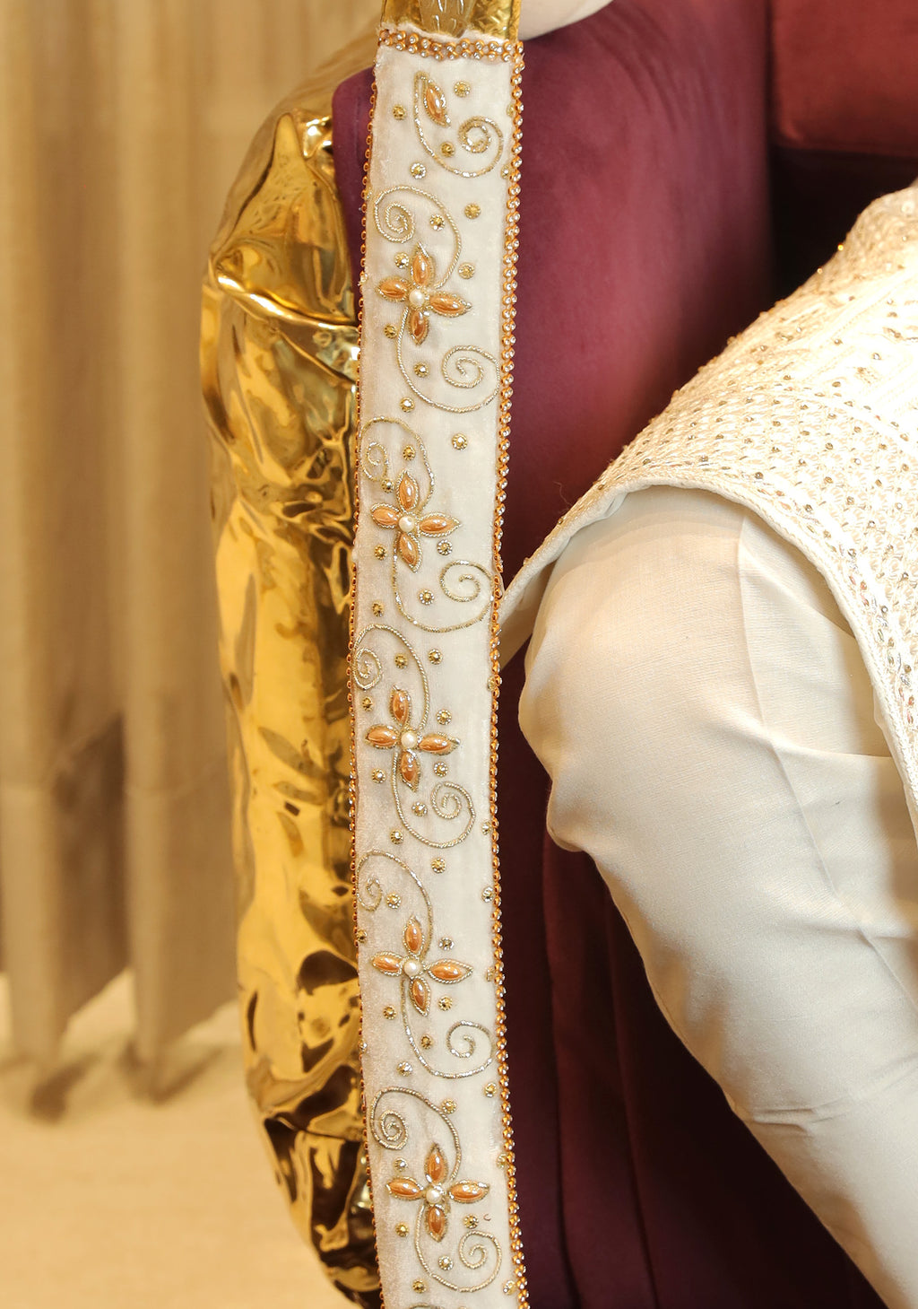 Gold-Hilt Embroidered Ceremonial Sword