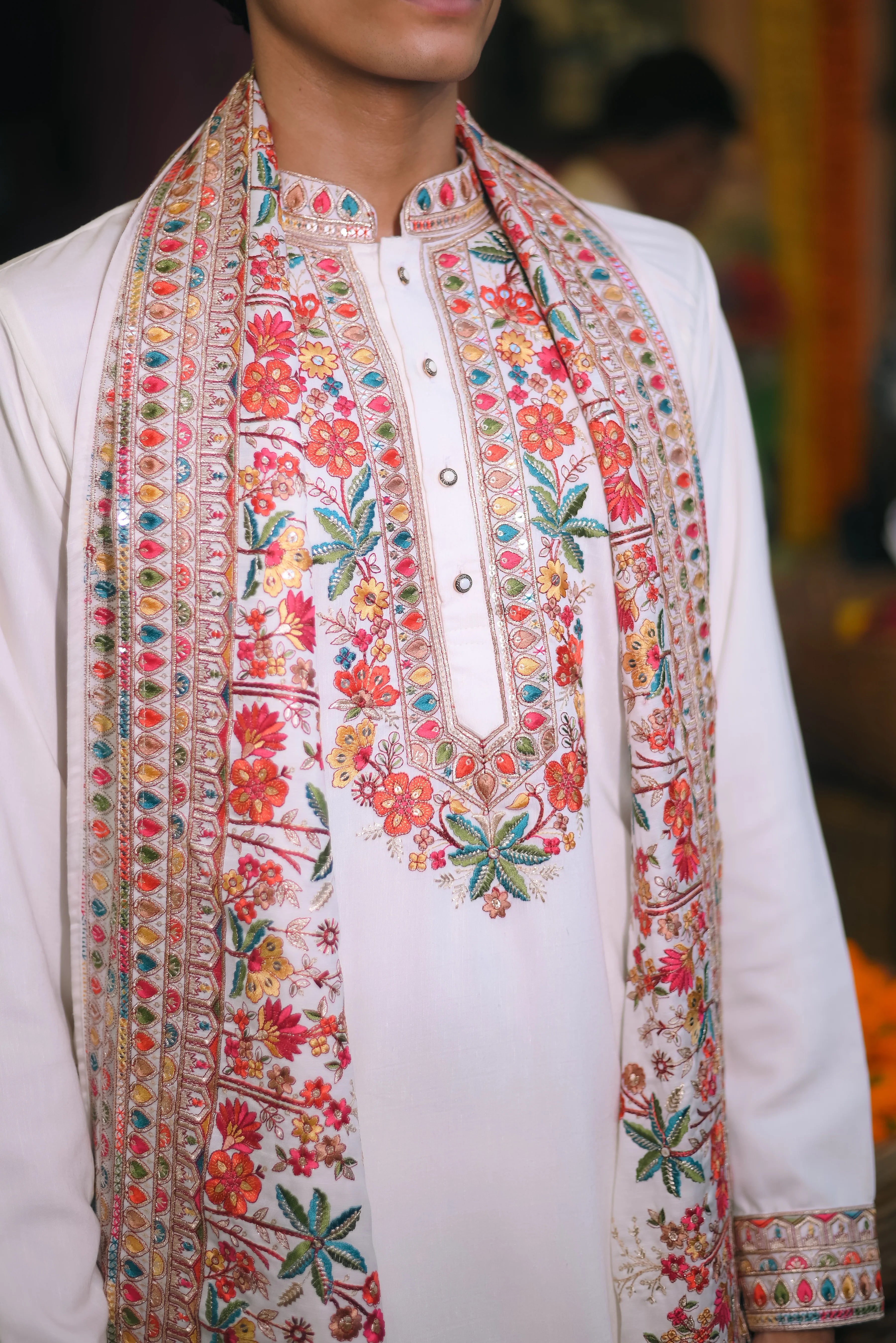 Regal White Silk Kurta Set With Dupatta